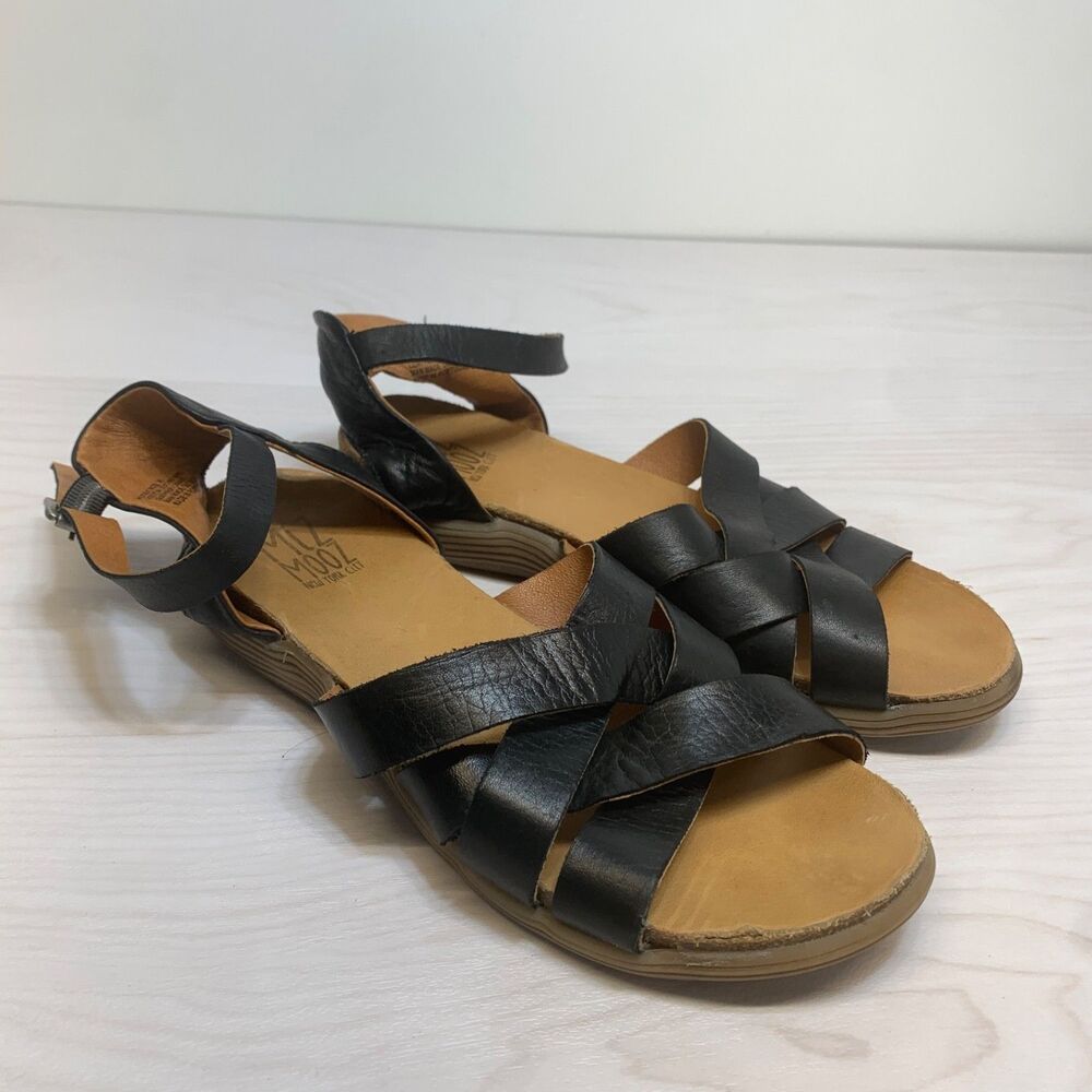Miz Mooz Women's Moody Strappy Sandal Black Size 38 7.5 - 8